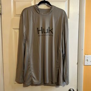 BNWT men’s long sleeve shirt